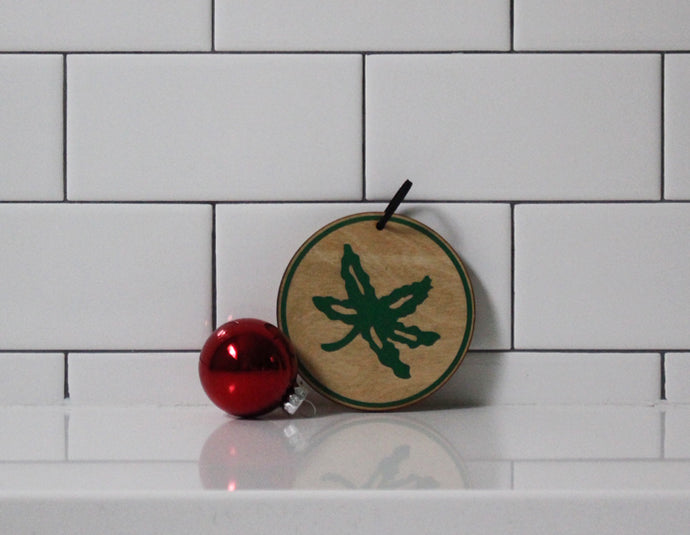 PAY IT FORWARD ORNAMENT
